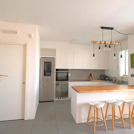 Elegante 2 2 Bagni Piazza Drago リド・ディ・イエゾロ