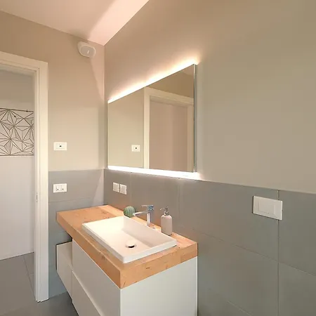 Elegante 2 2 Bagni Piazza Drago * Τζεσόλο Λίντο